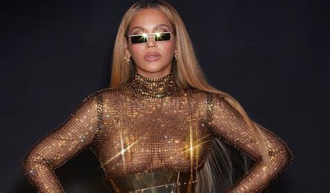 Beyoncé sorprende en su gira mundial “Renaissance” con un body personalizado de Loewe